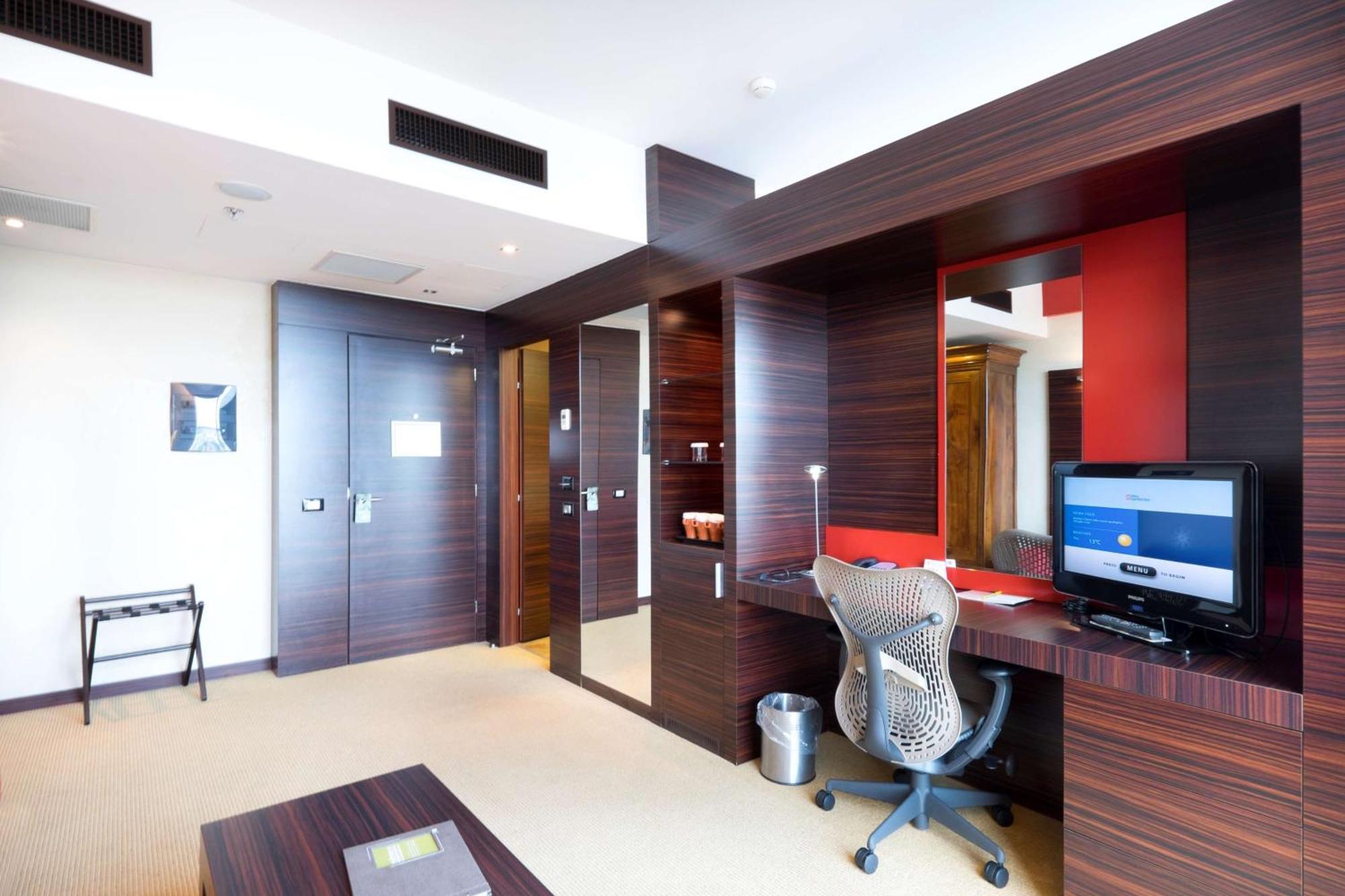 Hotel Hilton Garden 4*