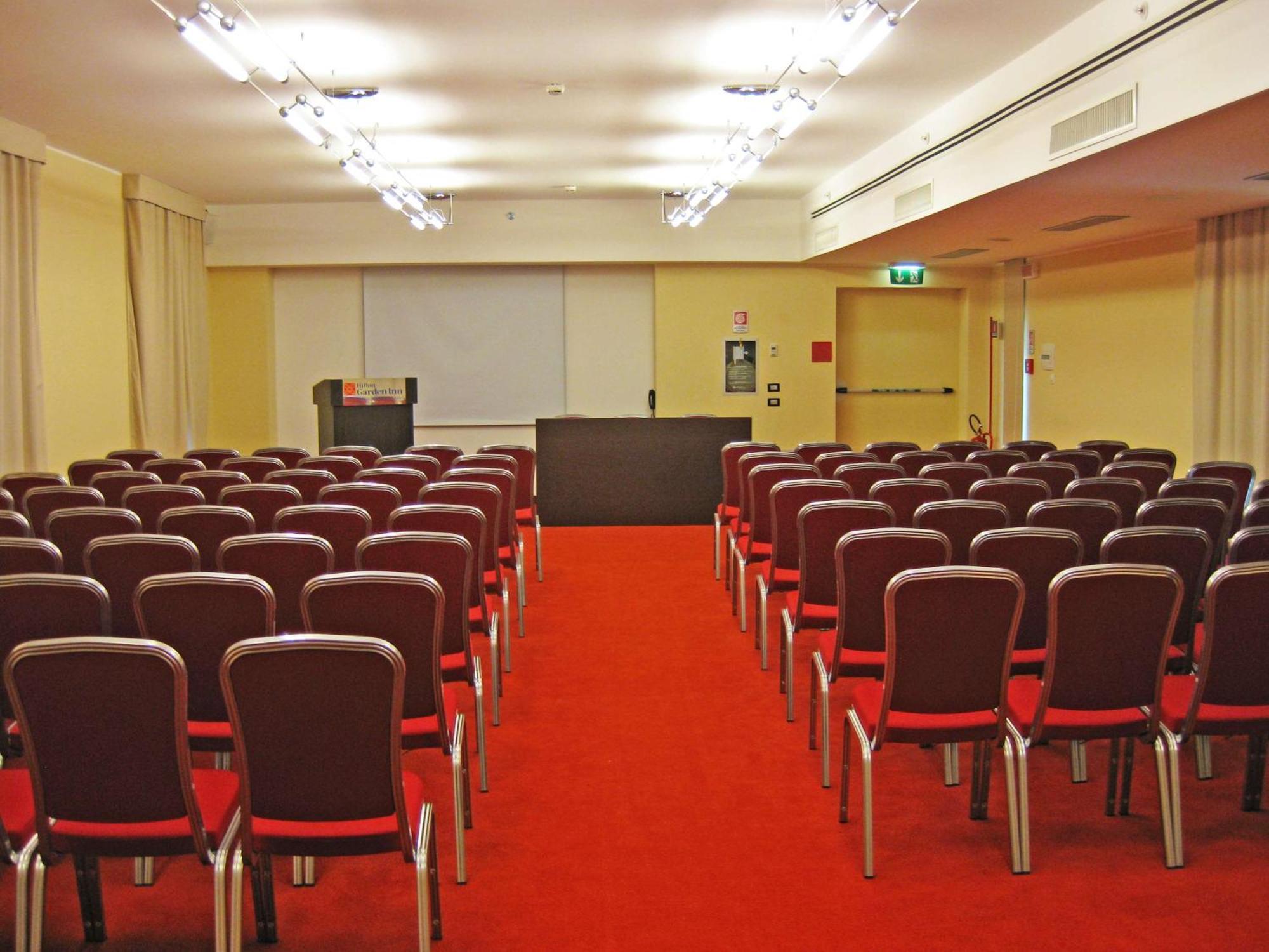 Hotel Hilton Garden 4*