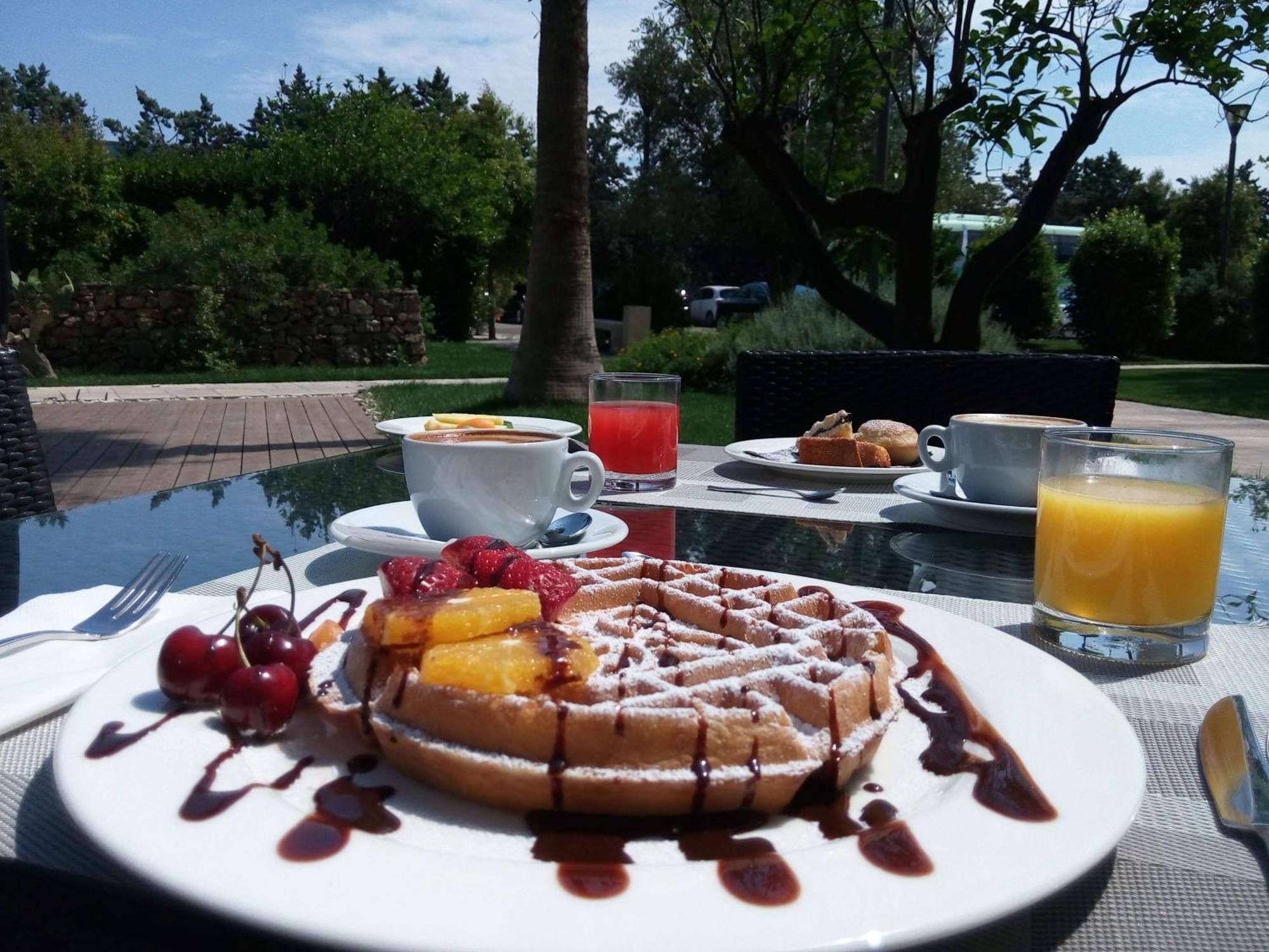 Hilton Garden Hotel 4*