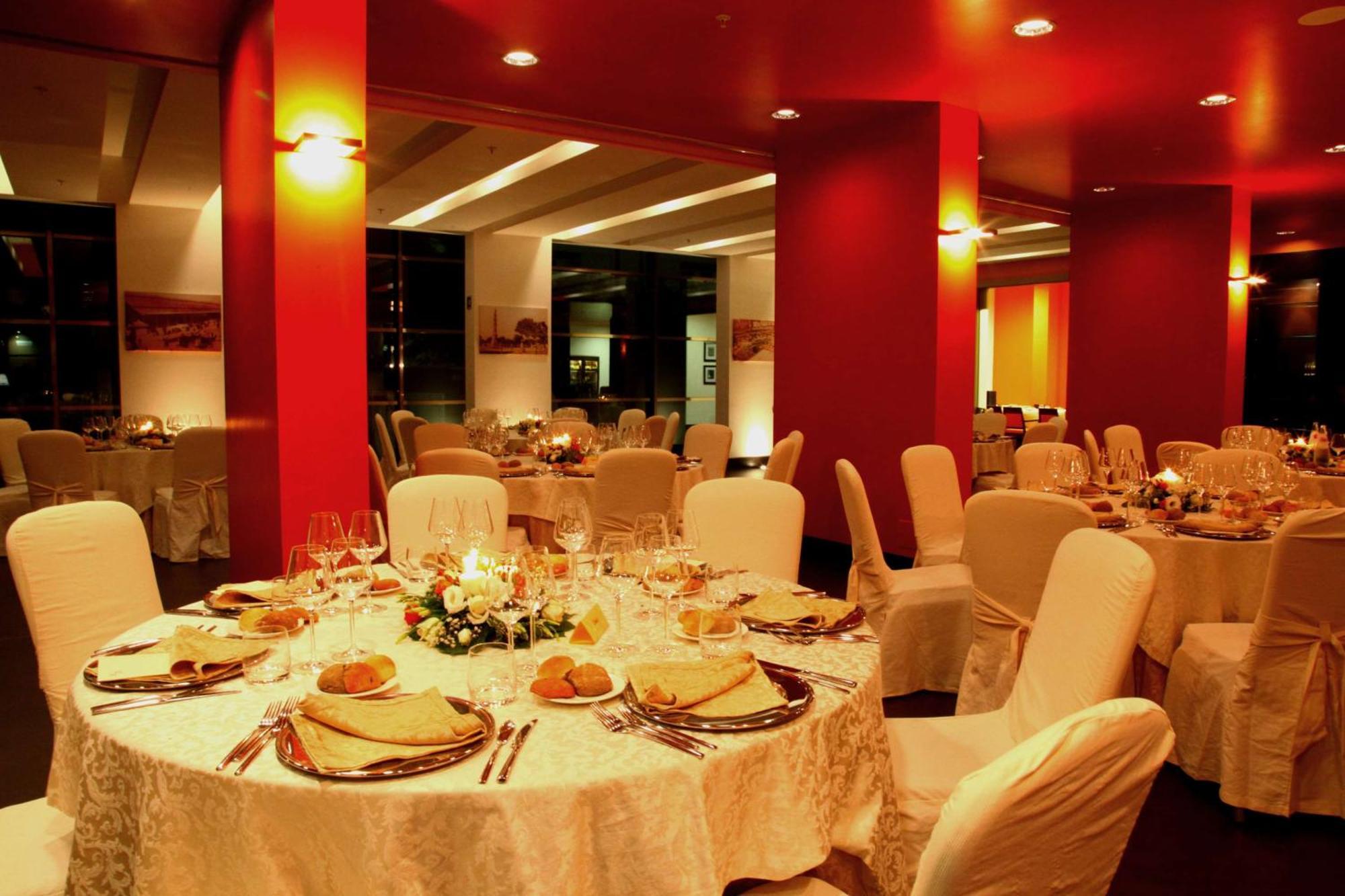 Hilton Garden Hotel 4*